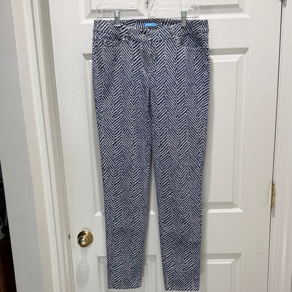 J. McLaughlin Navy & White Chevron-Style Skinny Pants